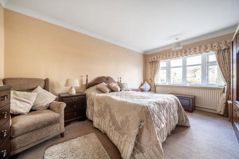 303 Wollaton Vale, Nottingham, NG8 2PX