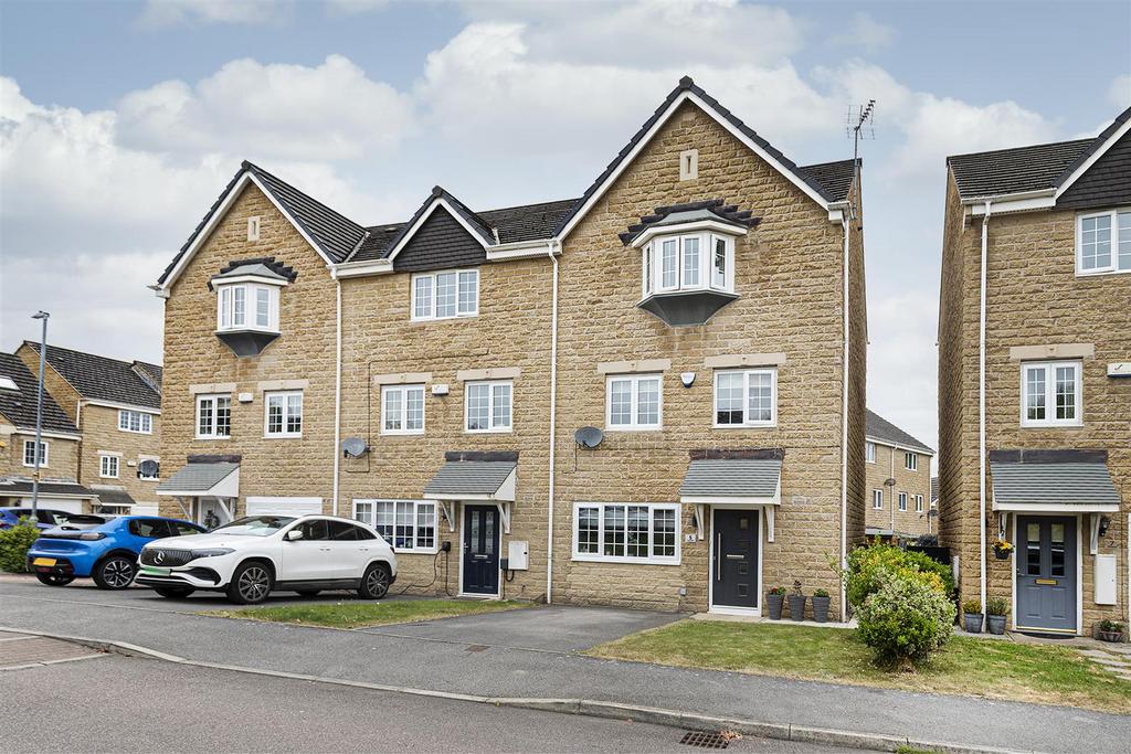 Bramleys Estate Agents - Tithefields (1).jpg