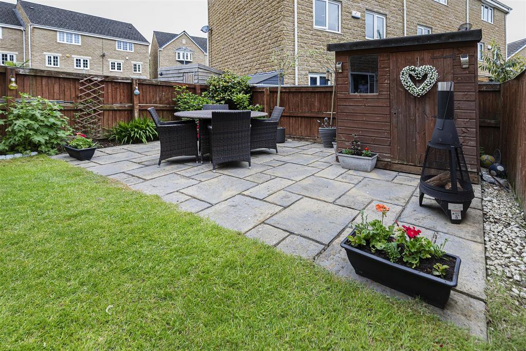 Bramleys Estate Agents - Tithefields (35).jpg