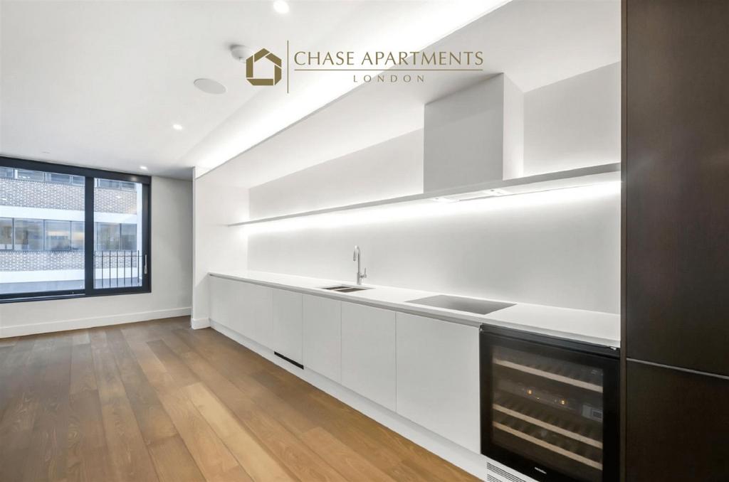 Rathbone Place London, W1 T 1 JN