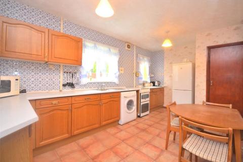 3 bedroom terraced house to rent, Sheriffs Highway, Gateshead NE9