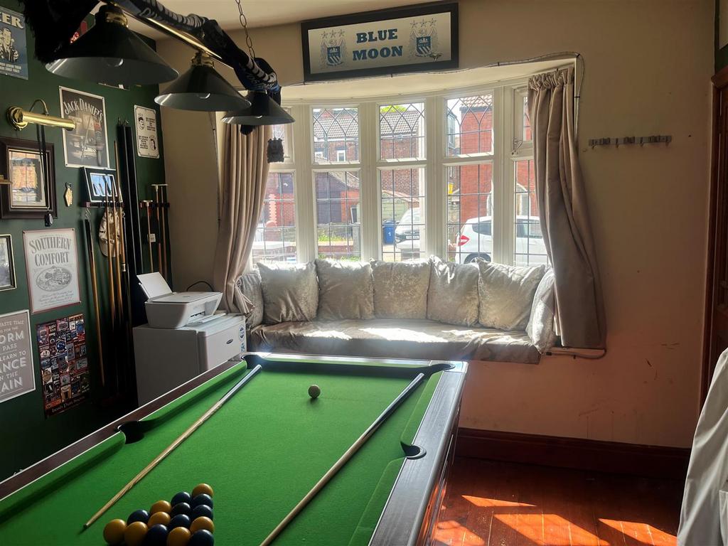 Entertainment Room