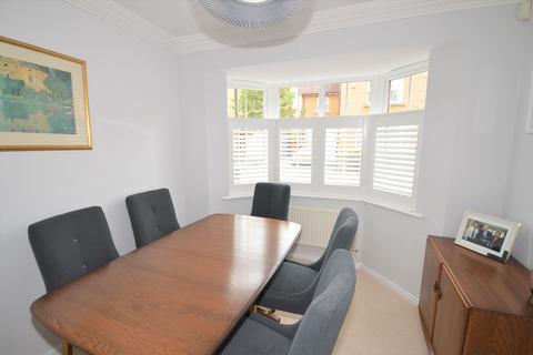 5 bedroom detached house for sale, Tamarisk Way, Aylesbury HP22