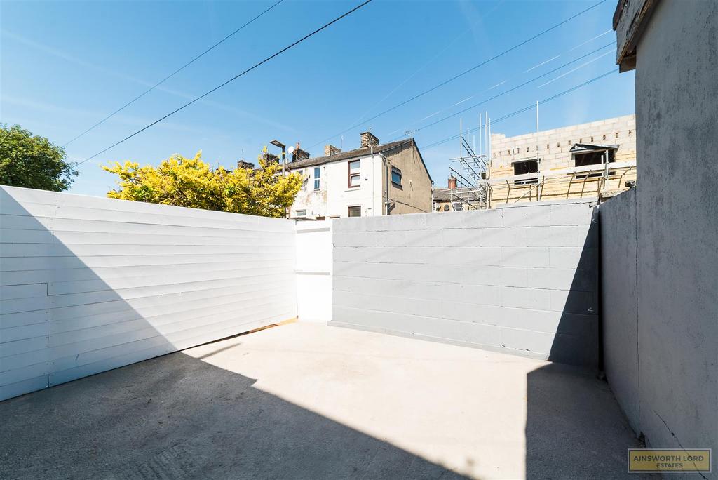 Large rear yard