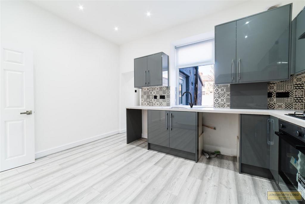 Large kitchen / diner