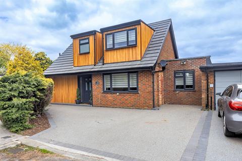 11 Lynceley Grange, Epping, CM16 6RA