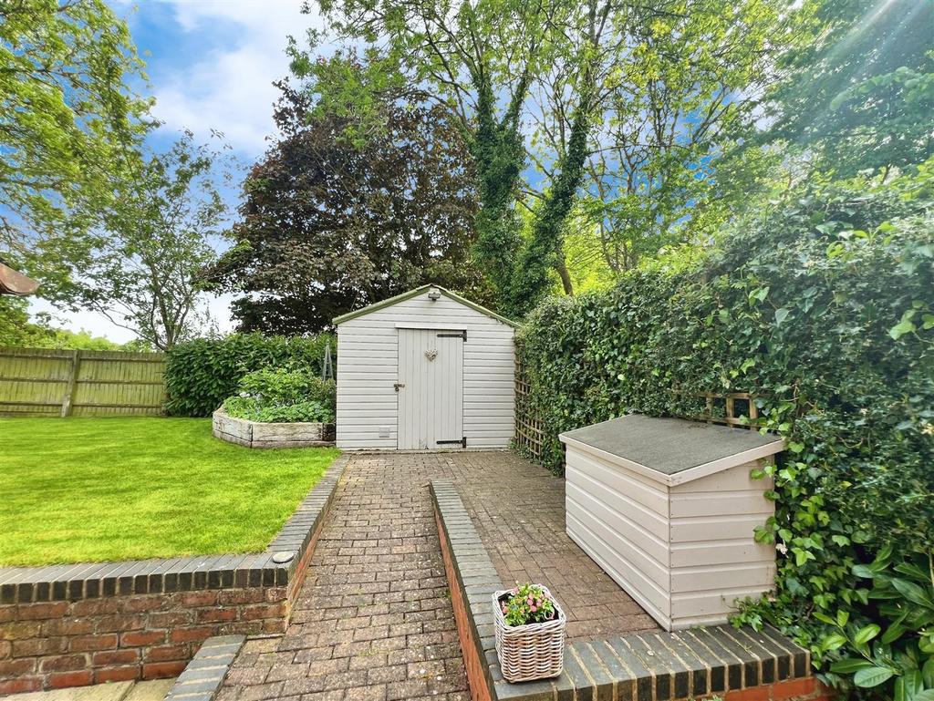 0dd93cfe-shed 20 L.jpg