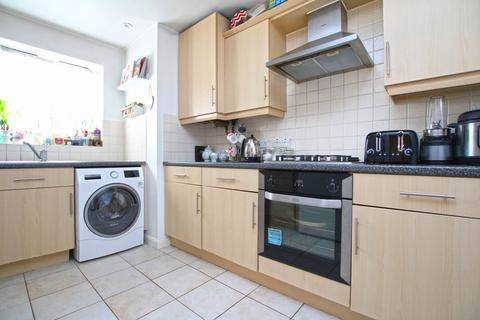2 bedroom apartment for sale, Devon Road, North Watford