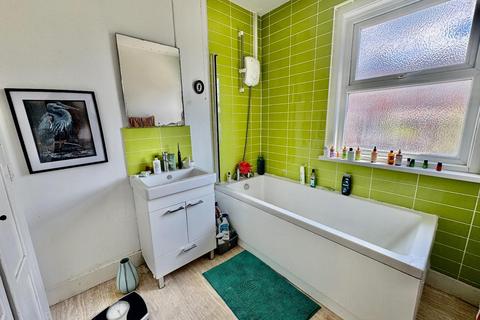 322 Kettering Road, Northampton, NN2 7DT