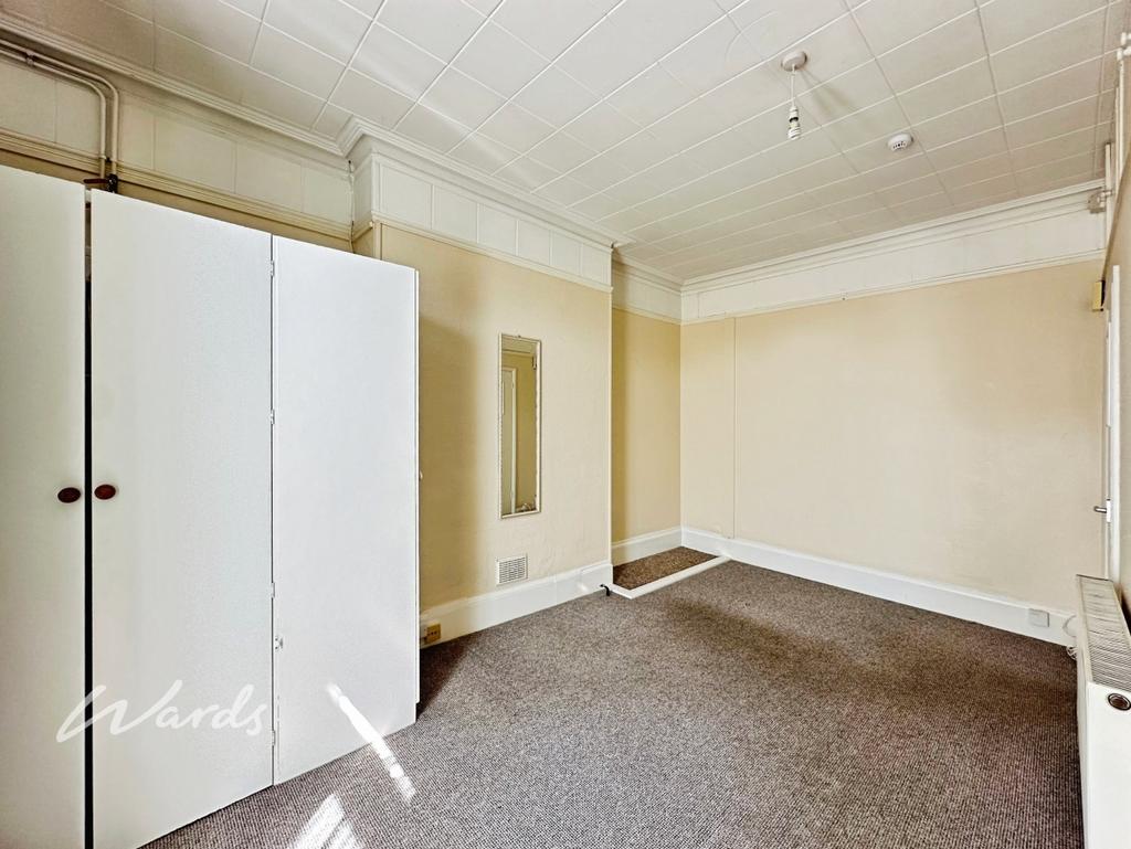 Living/Bedroom Area