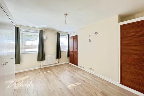 Studio to rent, Tonbridge Road Maidstone ME16