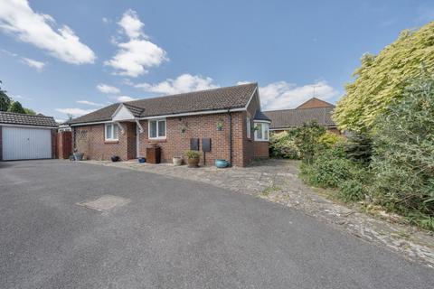 20 The Vines, Wokingham, RG41 4YY