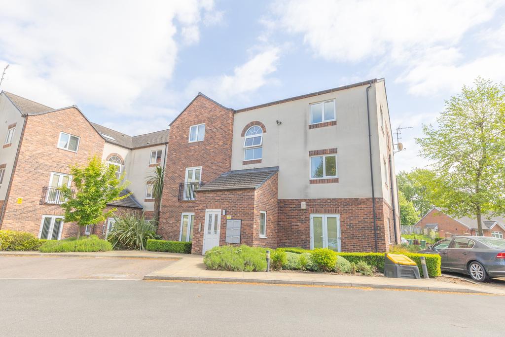 2 Potternewton Mount, Leeds LS7 2 bed flat - £1,100 pcm (£254 pw)