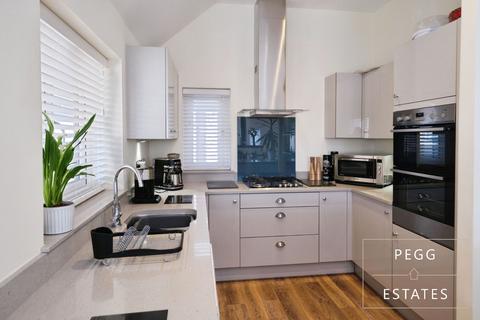 4 bedroom detached house for sale, Welsury Road, Torquay