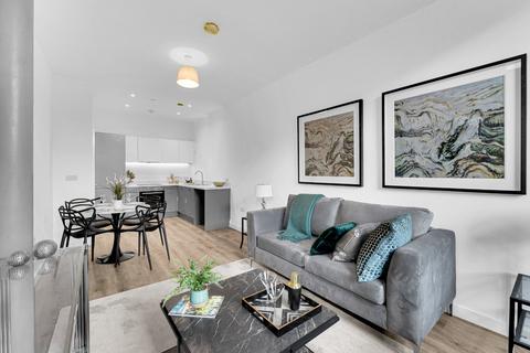 2 bedroom flat to rent, Cotton Gardens, Bolton, Greater Manchester, BL1