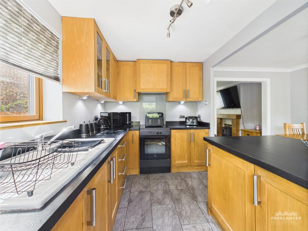 Kitchen 2