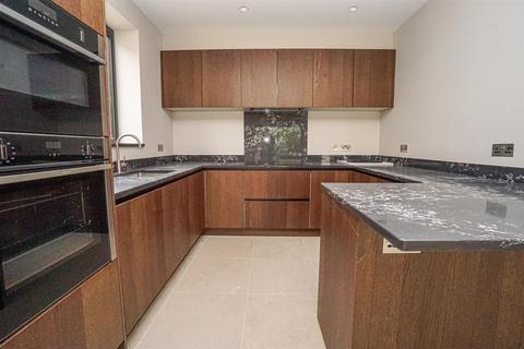 undefined, The Street, Appledore