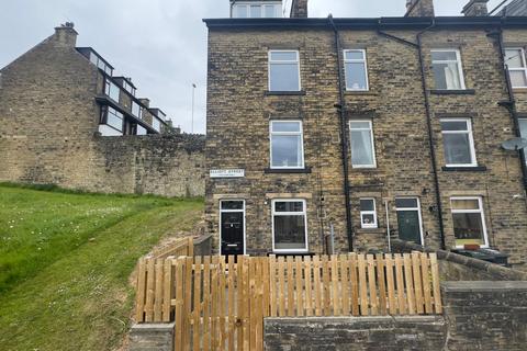 3 bedroom terraced house for sale, Elliott Street, Shipley, BD18