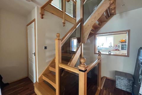 6 bedroom detached house for sale, Stradey Hill, Pwll