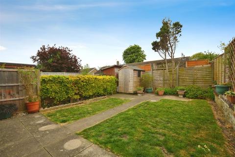 25 Hall View, Messingham, Scunthorpe, DN17 3TD