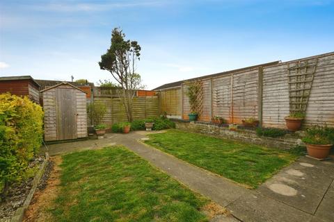 25 Hall View, Messingham, Scunthorpe, DN17 3TD
