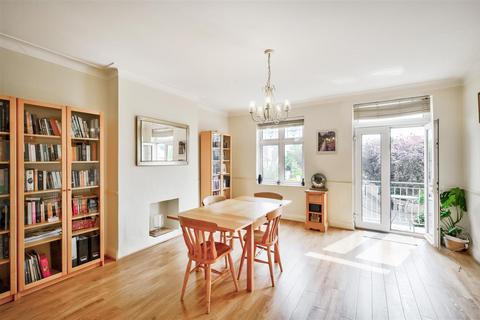 58a Redbridge Lane West, London, E11 2JU