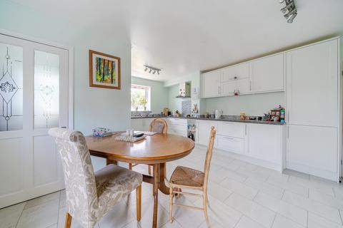 9 Denham Drive, Basingstoke, RG22 6LT