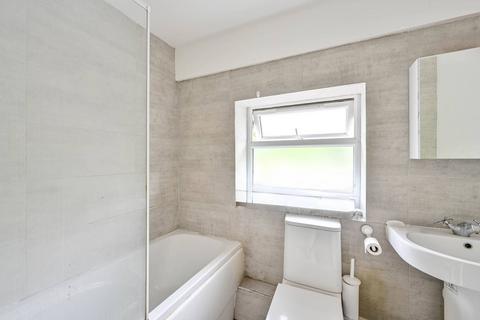120 Cedar Way, Guildford, GU1 1JF