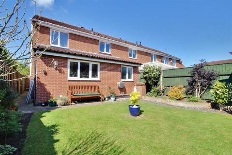 3 bedroom end of terrace house for sale, Smithall Road, BEVERLEY