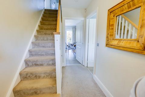 33 Bletchley Way, Horsforth, Leeds, LS18 4FZ