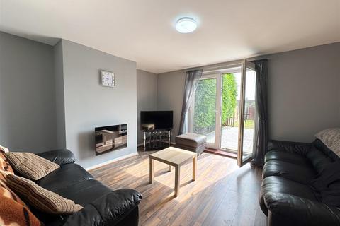 3 bedroom semi-detached house for sale, Beckett Avenue, Worksop S81