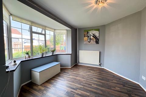 3 bedroom semi-detached house for sale, Beckett Avenue, Worksop S81