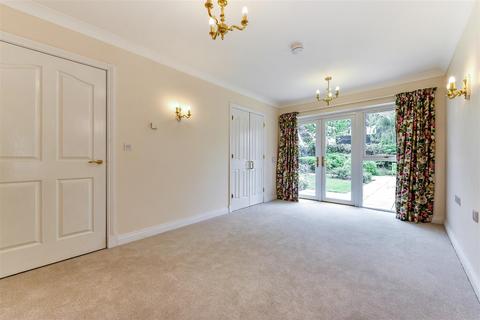 undefined, Claremont Gardens, Fontwell Avenue, Eastergate