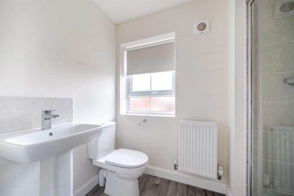 Main Bedroom Ensuite