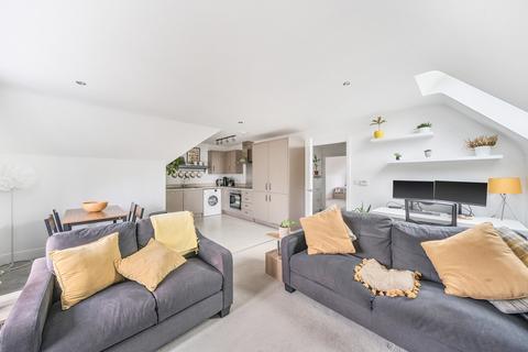 2 bedroom apartment for sale, 10 Lance Way, Arborfield Green RG2