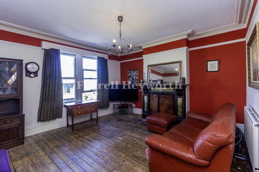 Bedroom 1/Lounge