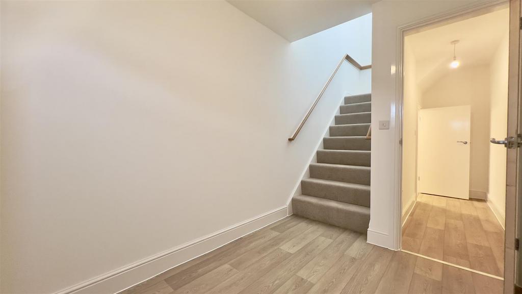 Spacious Entrance Hallway with Ample Storage