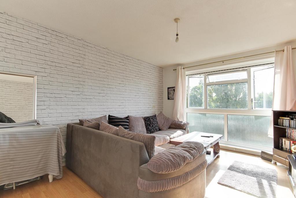 Lounge (Main)