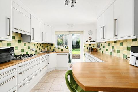 27 Saltdean Way, Bexhill-on-sea, TN39 3SS