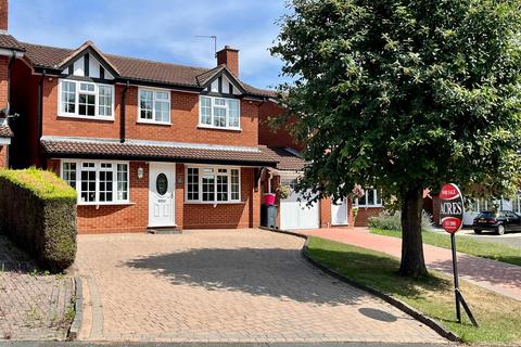 14 Dickinson Drive, Sutton Coldfield, B76 1FP