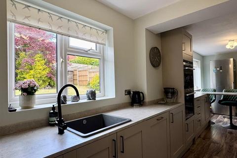 14 Dickinson Drive, Sutton Coldfield, B76 1FP