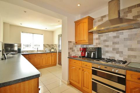 undefined, Eton Close, Witney, OX28