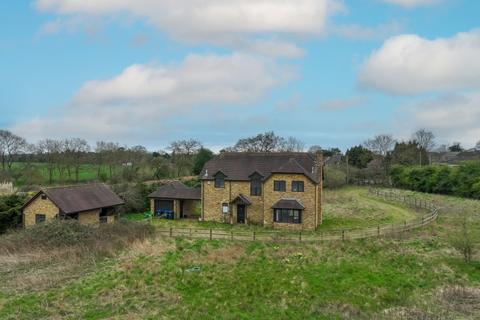 3 bedroom detached house for sale, Bangors Road North, Iver SL0