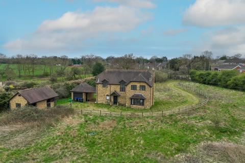 3 bedroom detached house for sale, Bangors Road North, Iver SL0