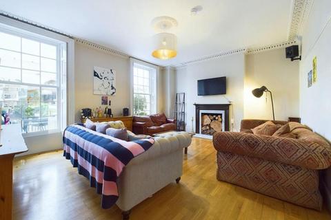 4 bedroom end of terrace house to rent, Derby Terrace, Nottingham NG7
