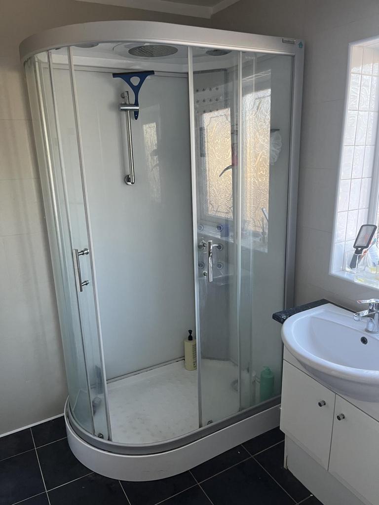 Family bathroom