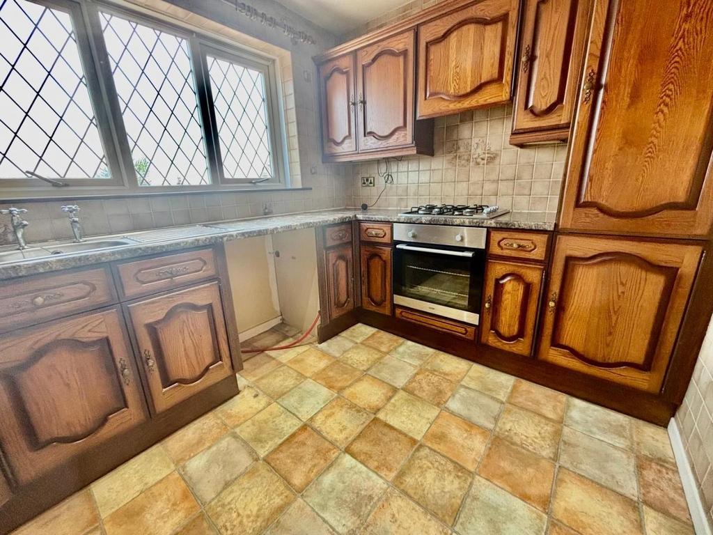 28 Kirton New 12.jpg
