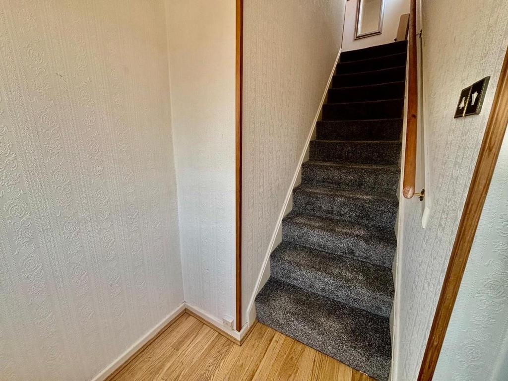 28 Kirton New.jpg