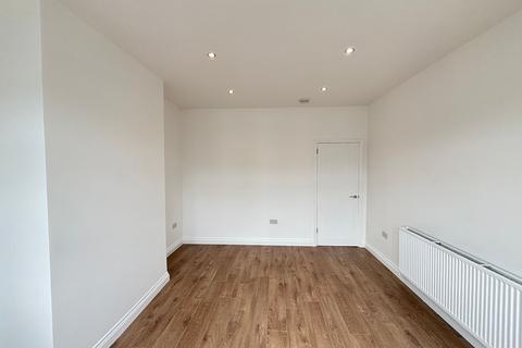 78 Barkby Road, Leicester, LE4 9LF