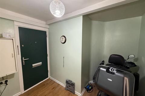 2 bedroom apartment for sale, Beaconsfield Road, Enfield